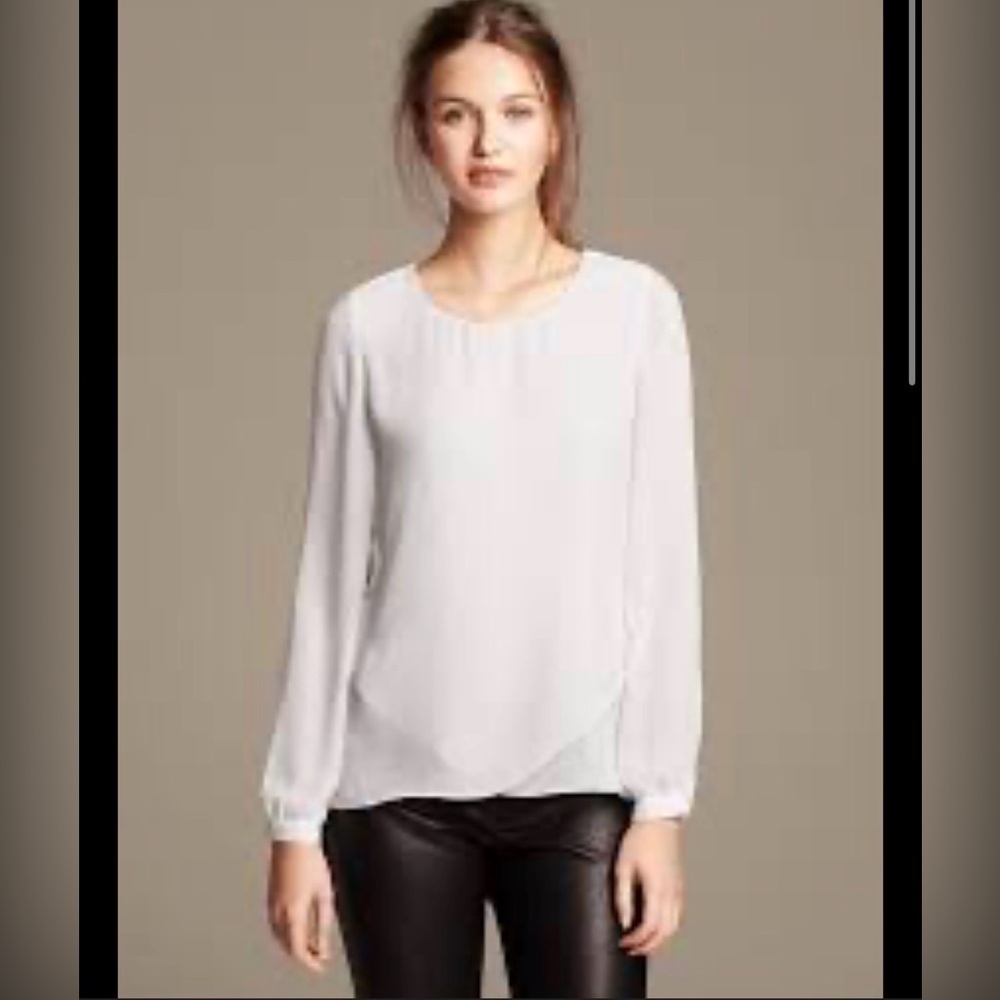 Banana Republic Cream Women's Blouse, Tulip Hem, women’s size medium